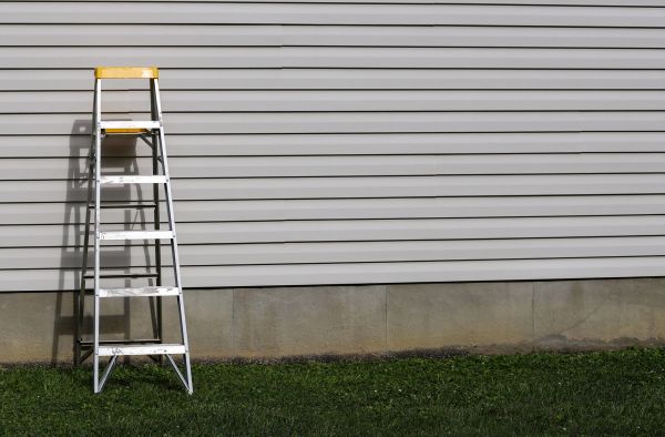 Cost of Siding Service in Salem