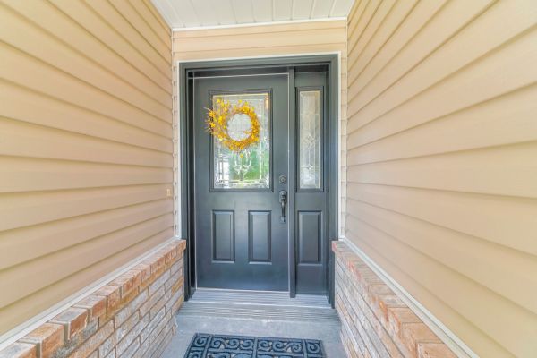 Siding Panel Repair in Salem