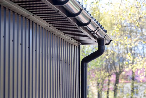 Sheet Metal Siding Repair in Salem